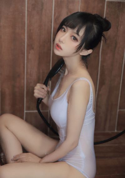 年轻漂亮岳bd_超清高清视频观看
